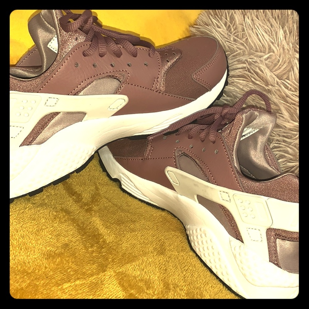 Nike Rosegold Huarache